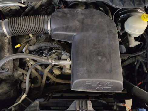Used 2016 RAM 1500 Tradesman RWD image 30
