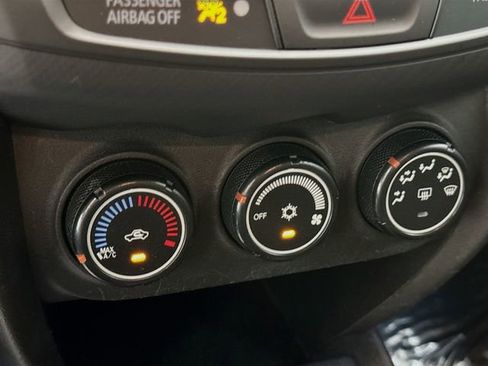 Used 2016 Mitsubishi Outlander Sport ES image 14