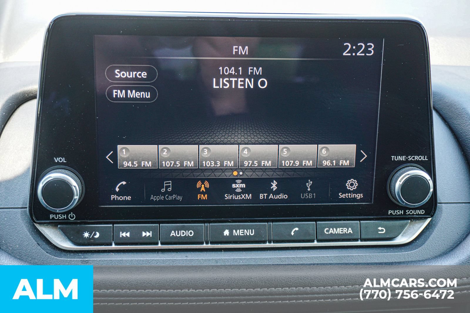 Used 2024 Nissan Rogue S FWD image 40