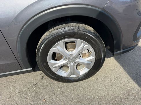 Used 2023 Honda HR-V LX image 6