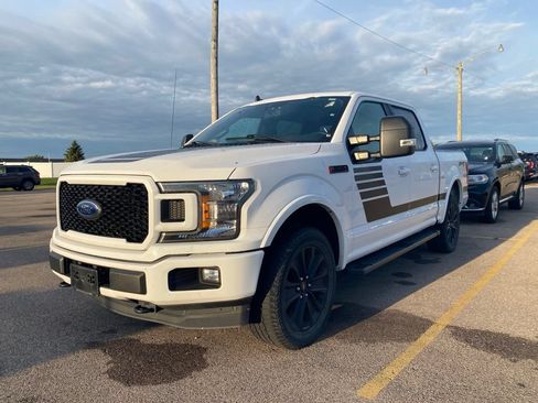 Used 2019 Ford F150 XLT w/ Equipment Group 302A Luxury AWD/4WD image 18