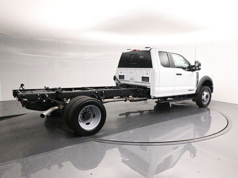 New 2026 Ford F450 XL w/ XL Chrome Package RWD image 4