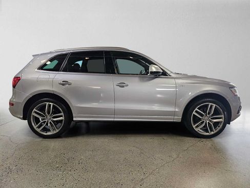 Used 2015 Audi SQ5 Premium Plus w/ Technology Package AWD/4WD image 2