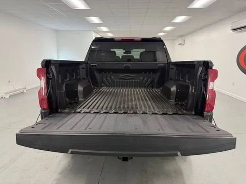 Used 2024 Chevrolet Silverado 1500 Custom w/ Turbomax Blackout Package image 9