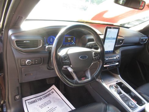 Used 2020 Ford Explorer ST w/ Premium Technology Package AWD/4WD image 24