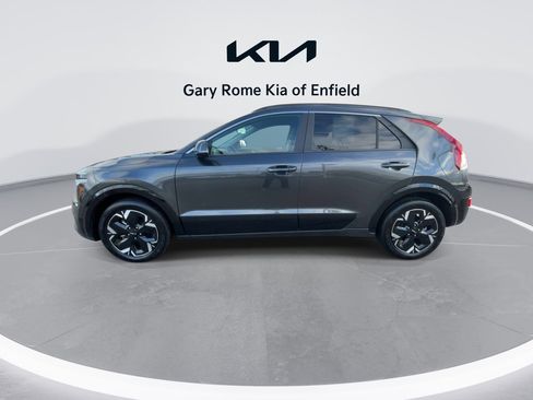 Certified 2024 Kia Niro Wind w/ Wind Preserve Package image 5