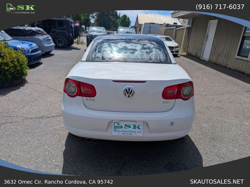 Used 2009 Volkswagen Eos Lux image 12