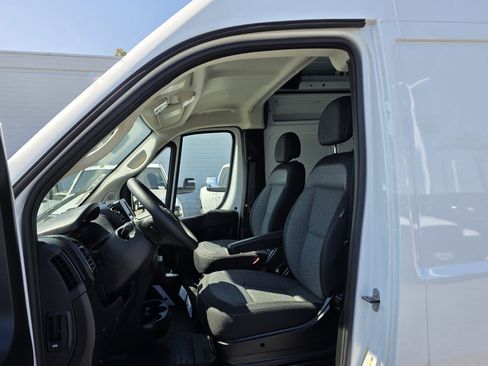 New 2026 RAM ProMaster 2500 image 12