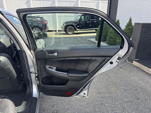 Used 2006 Honda Accord EX-L image 27
