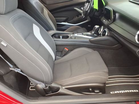 Certified 2021 Chevrolet Camaro LT w/ RS Package RWD image 9