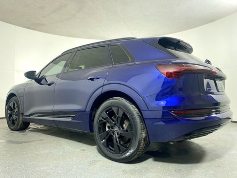 Used 2021 Audi e-tron Premium w/ Convenience Plus Package image 31