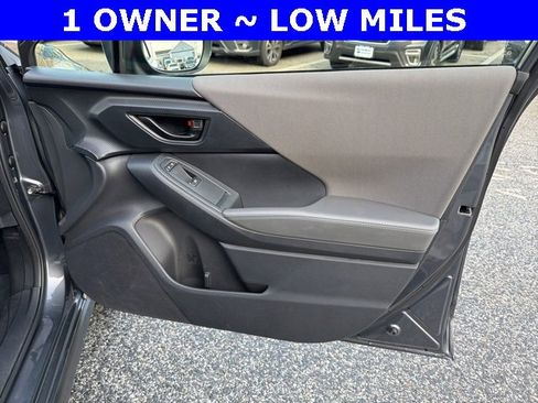Used 2024 Subaru Crosstrek 2.0i Premium image 19