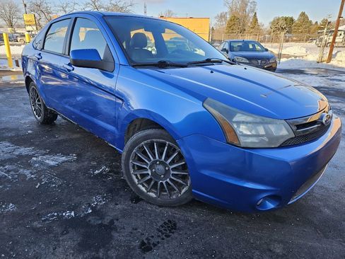 Used 2011 Ford Focus SES w/ 401A Rapid Spec Order Code image 3