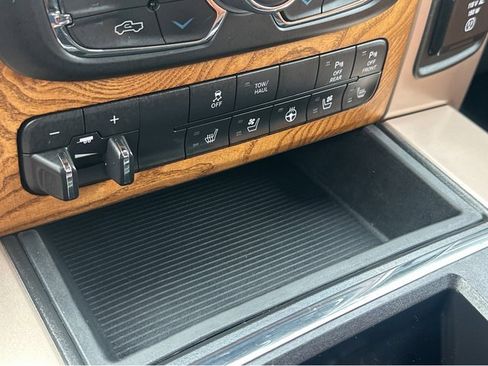 Used 2015 RAM 1500 Laramie Longhorn w/ Convenience Group image 26