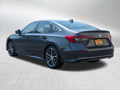 Used 2024 Honda Civic Touring image 5