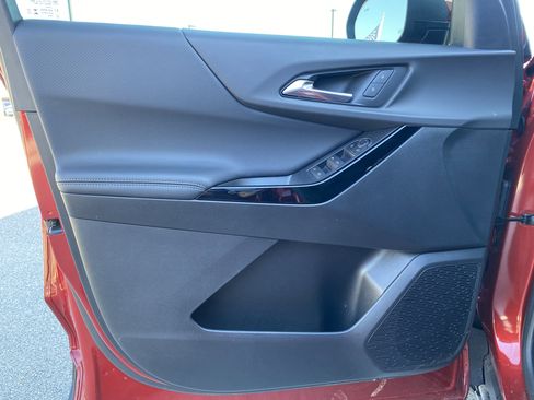 Used 2026 Chevrolet Equinox LT image 15