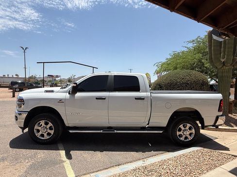 Used 2025 RAM 2500 Big Horn AWD/4WD image 4