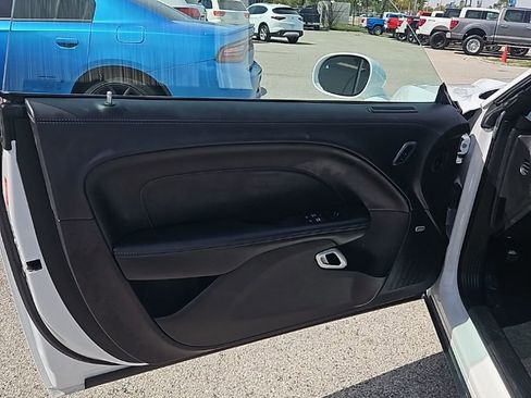 Used 2023 Dodge Challenger SXT w/ Plus Package image 10