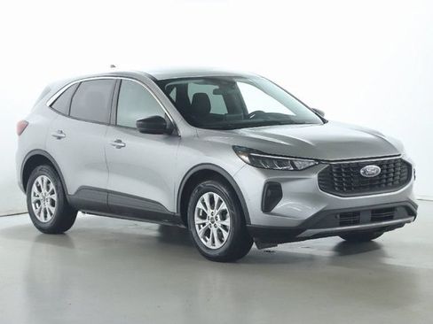 Used 2024 Ford Escape Active FWD image 9