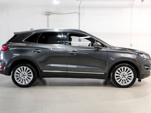 Used 2019 Lincoln MKC Premiere FWD image 7