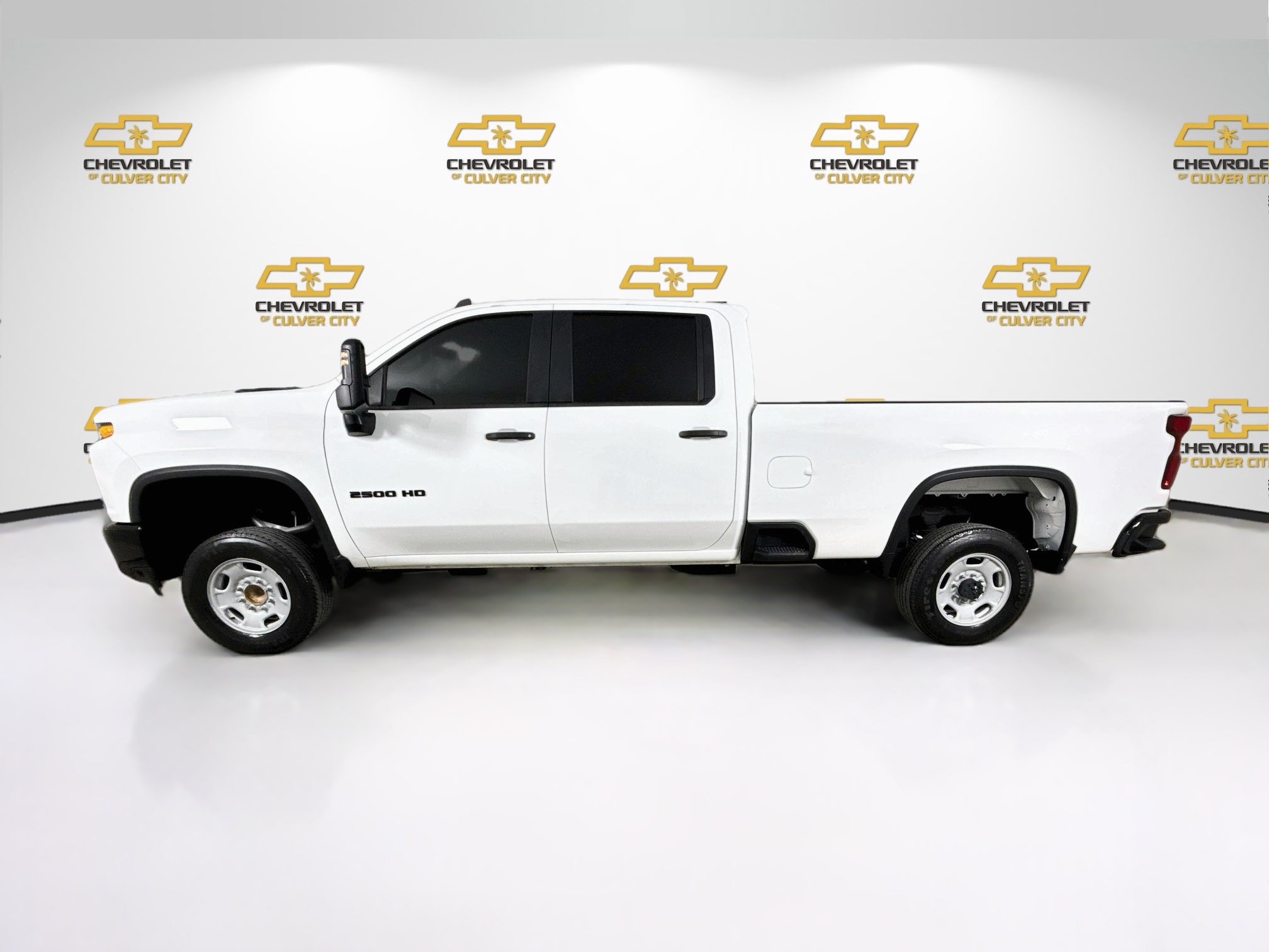 Used 2022 Chevrolet Silverado 2500 Custom w/ Custom Value Package RWD image 5