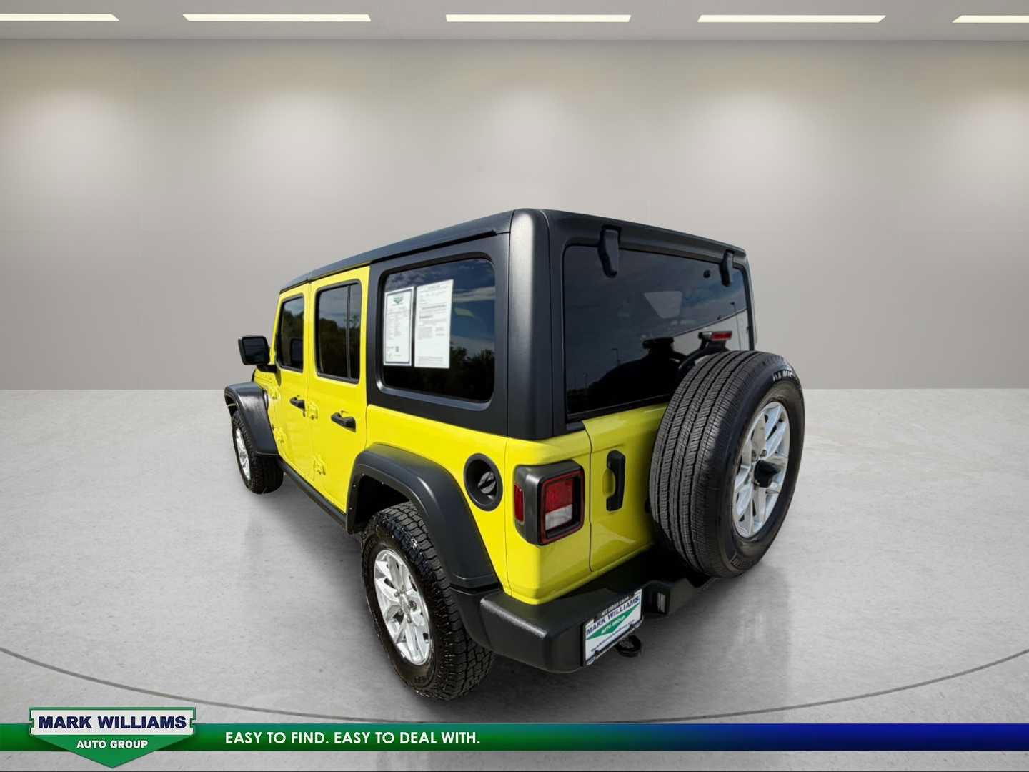 Used 2023 Jeep Wrangler Unlimited Sport AWD/4WD image 8