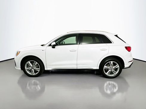 Used 2020 Audi Q3 2.0T Premium w/ Convenience Package image 8