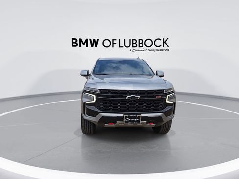 Used 2024 Chevrolet Tahoe Z71 w/ Luxury Package AWD/4WD image 3