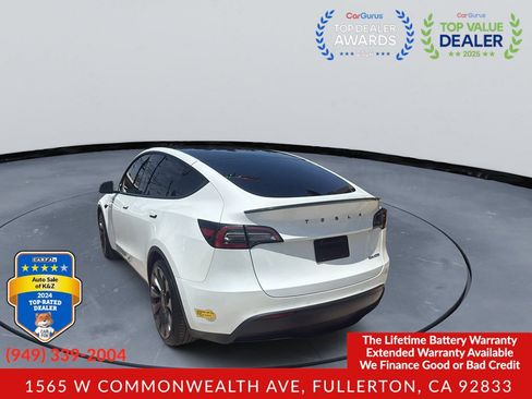 Used 2021 Tesla Model Y Performance AWD/4WD image 2