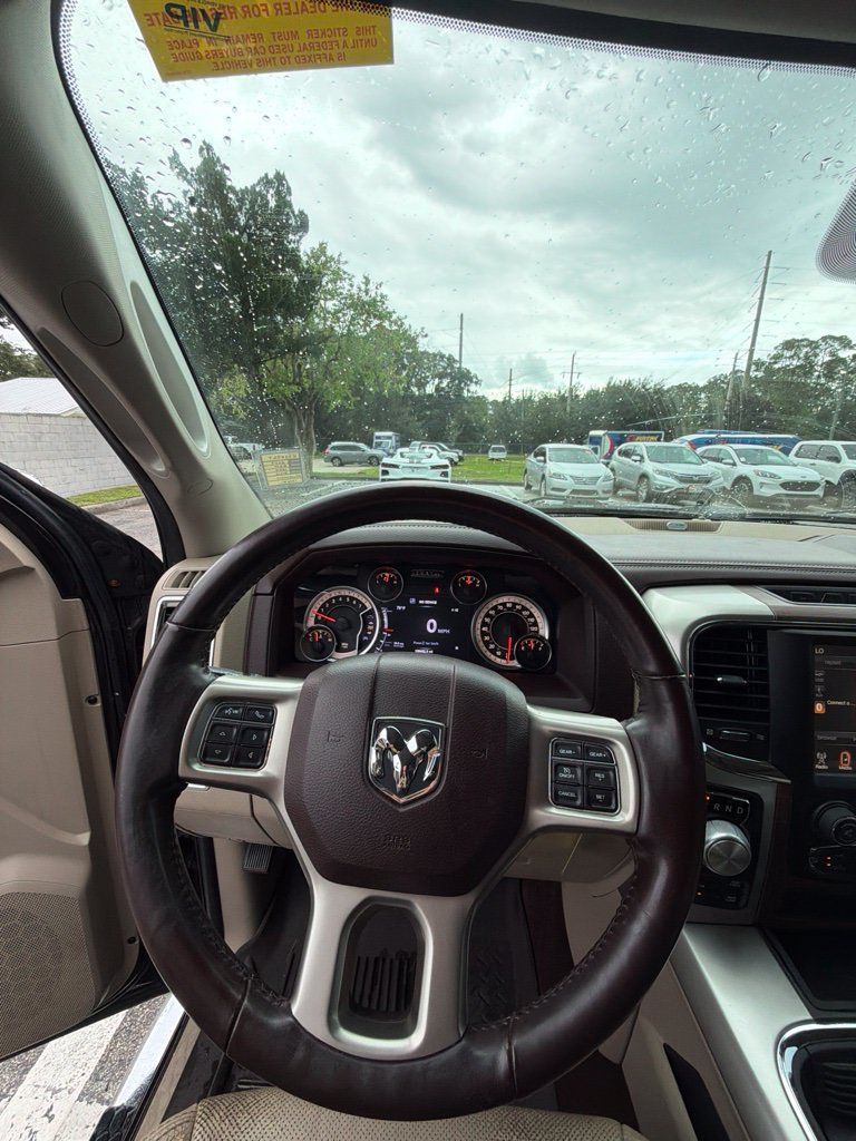 Used 2017 RAM 1500 Laramie AWD/4WD image 11
