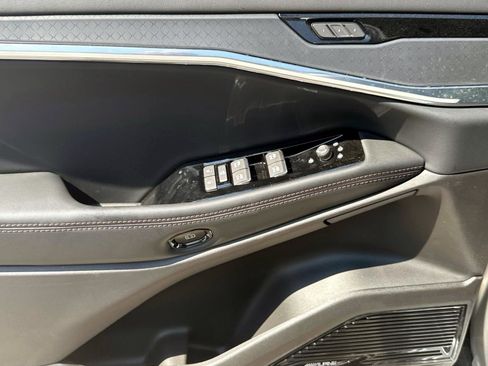 New 2025 Jeep Wagoneer S Limited image 6