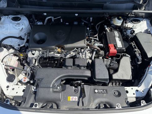 Used 2025 Toyota RAV4 LE AWD/4WD image 29