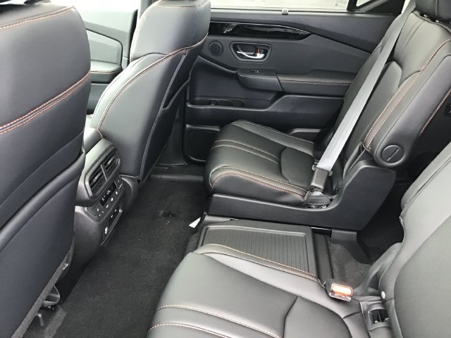 New 2026 Honda Pilot TrailSport image 37
