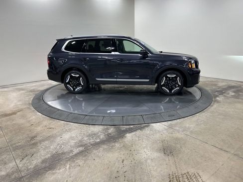New 2025 Kia Telluride EX image 4