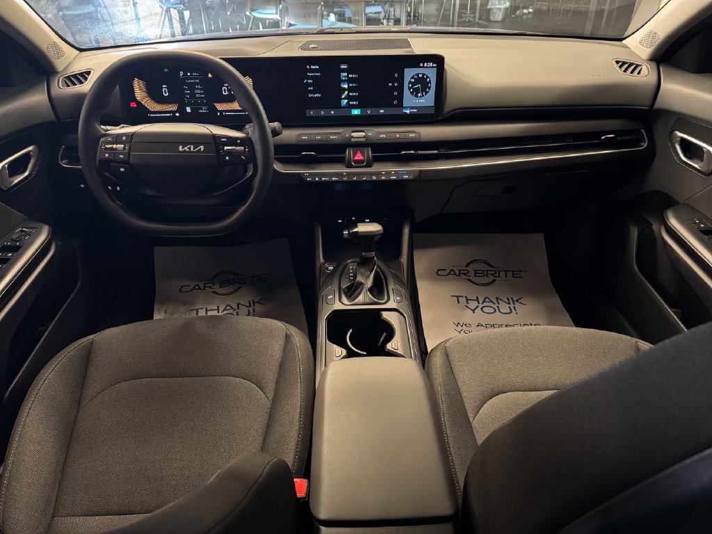Used 2025 Kia K4 FWD image 9