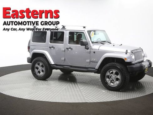 Used 2017 Jeep Wrangler Unlimited Sahara w/ Max Tow Package AWD/4WD image 50