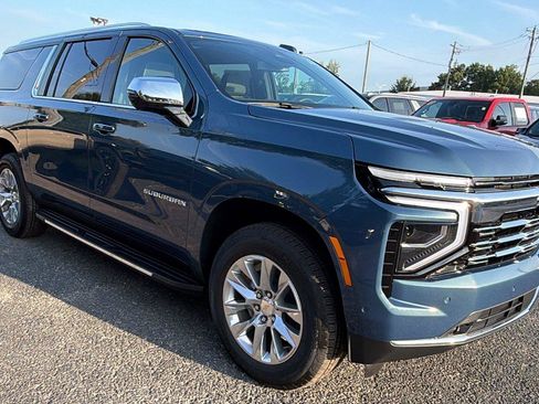 New 2026 Chevrolet Suburban Premier w/ Sun And Tow Package AWD/4WD image 6