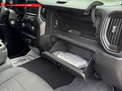 Used 2020 Chevrolet Silverado 1500 Custom w/ Custom Value Package RWD image 19