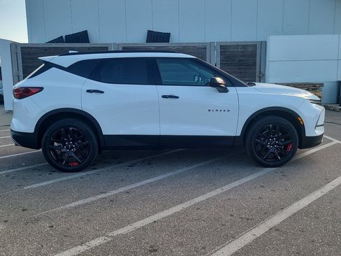 Used 2024 Chevrolet Blazer LT w/ Redline Edition AWD/4WD image 7
