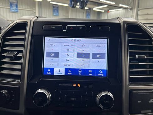 Certified 2020 Ford F150 Platinum w/ Equipment Group 701A Luxury AWD/4WD image 22