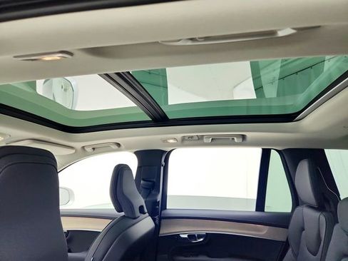 New 2025 Volvo XC90 B6 Plus w/ Protection Package Premier image 22