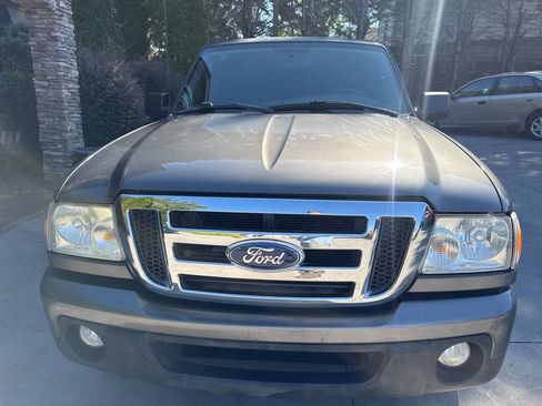 Used 2011 Ford Ranger XLT image 8
