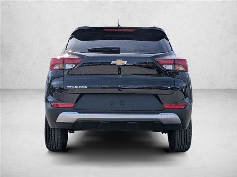 New 2026 Chevrolet TrailBlazer LT FWD image 3