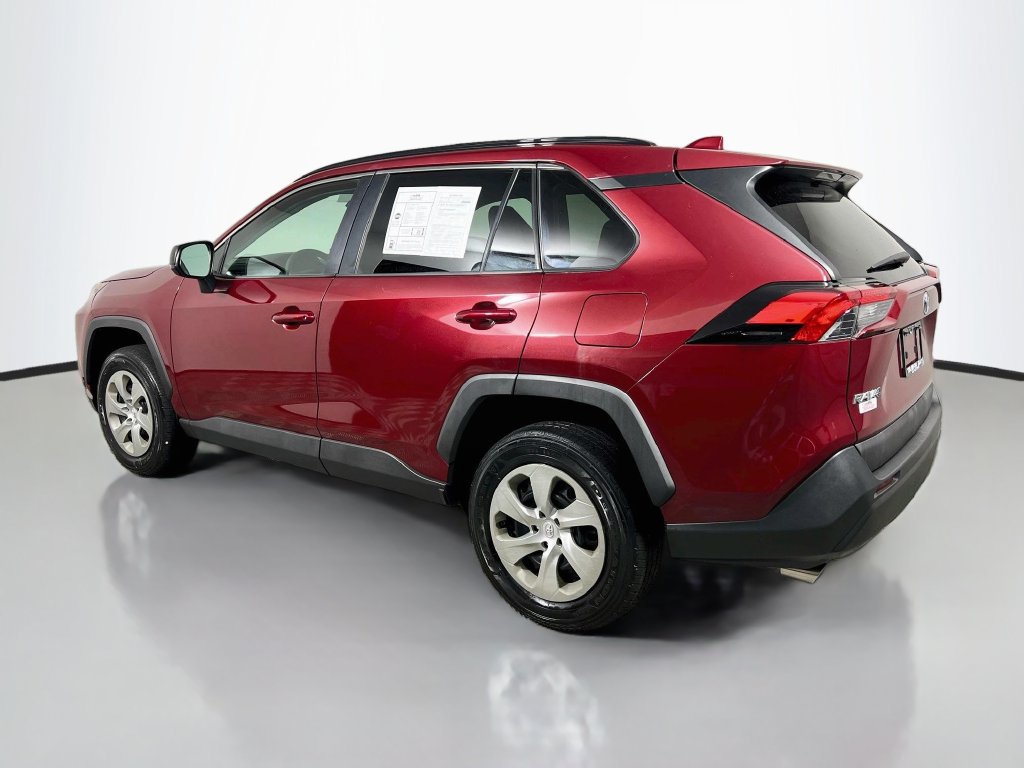 Used 2021 Toyota RAV4 LE AWD/4WD image 5