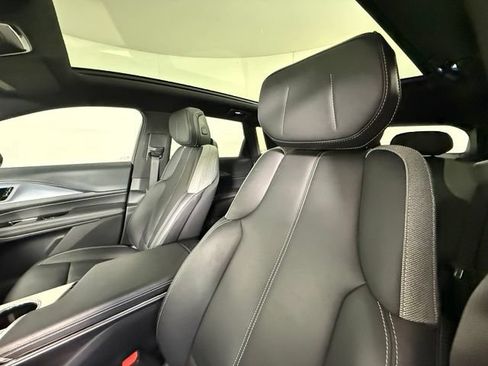 Certified 2024 Cadillac Lyriq Tech RWD image 8