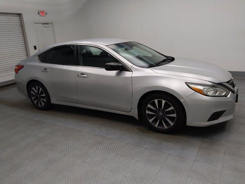 Used 2016 Nissan Altima 2.5 SV image 11