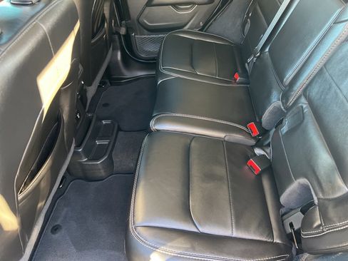 Used 2022 Jeep Wrangler Unlimited Sahara w/ LED Lighting Group image 25