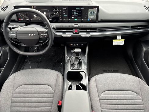 Certified 2025 Kia K4 EX FWD image 14