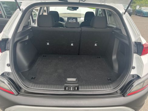 Used 2023 Hyundai Kona SEL AWD/4WD image 25