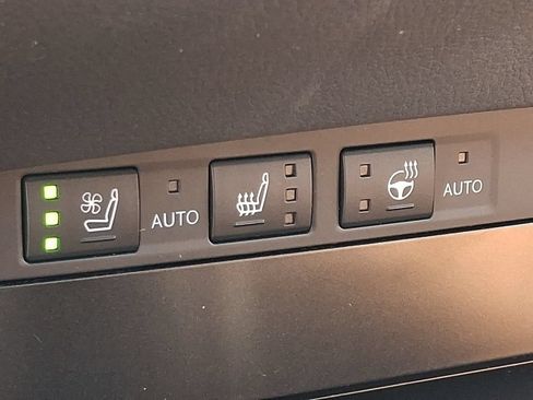 Used 2024 Lexus ES 350 w/ Premium Package FWD image 24